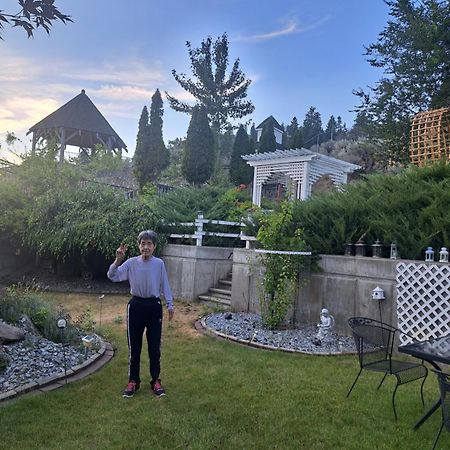 Lakeview House With 4 Rooms Kelowna Near Downtown & Knox Moutain Екстер'єр фото